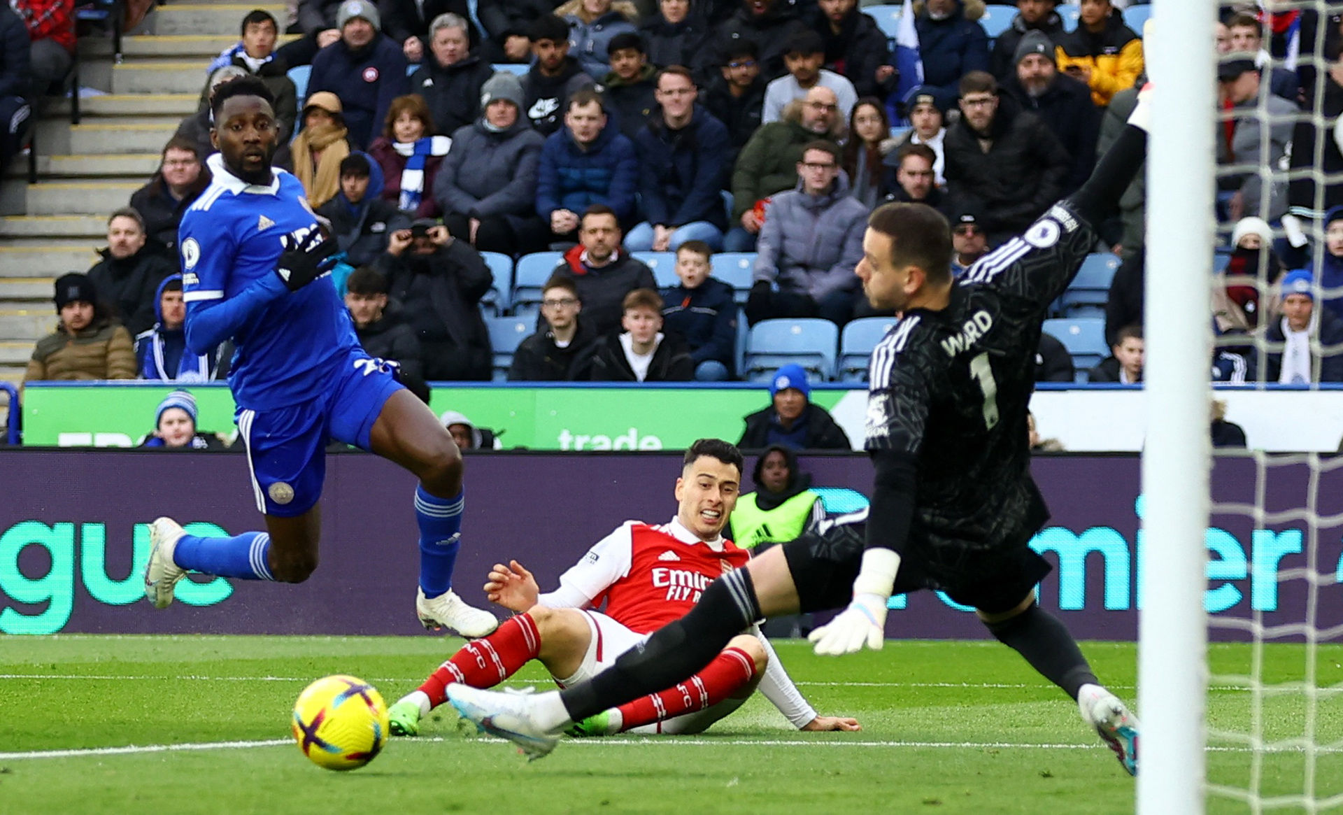 中屡屡贡献 中屡屡贡献